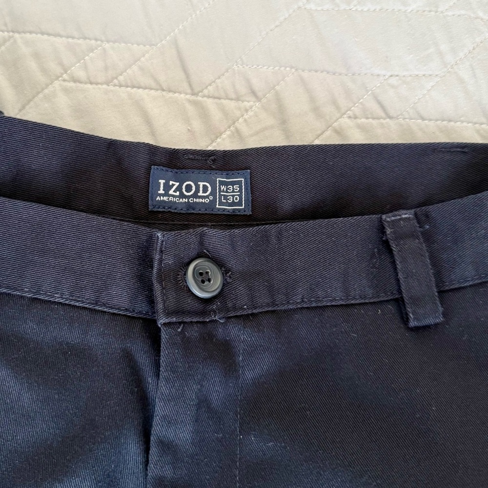Izod Men’s Black American Chino Pants size 35/30